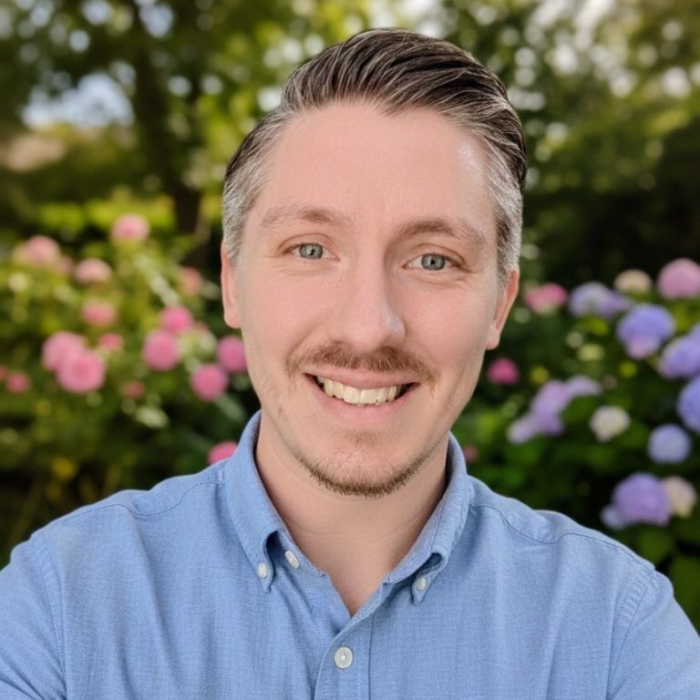 Zach Cairns, BABCP-accredited CBT therapist in Cheadle Hulme